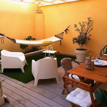 Domolea Apartmanhotel *