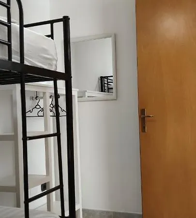 Aparthotel Domolea *