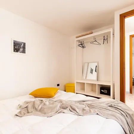 Aparthotel Domolea *