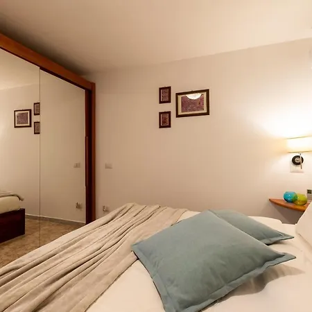 Domolea Apartmanhotel *